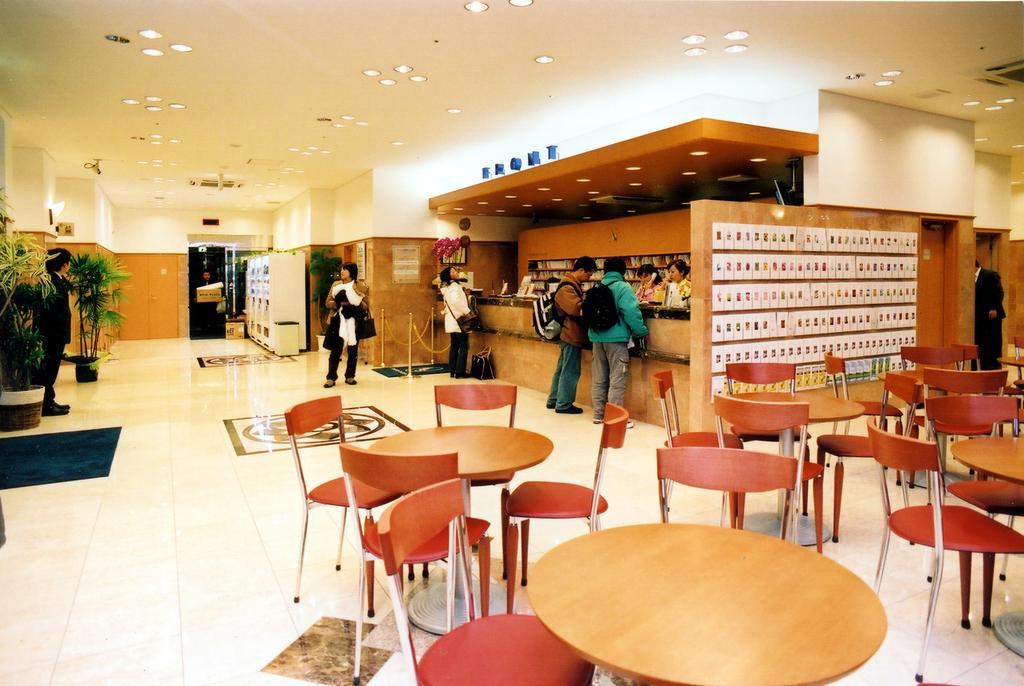 Toyoko Inn Hokkaido Sapporo Susukino Junction Exterior photo